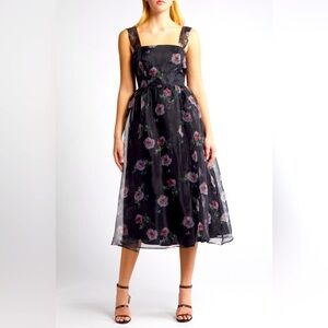 NWT Lulu’s Floral Midi dress